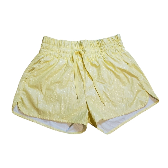 Zyia Yellow Droplet Shorts Medium - Picture 1 of 7